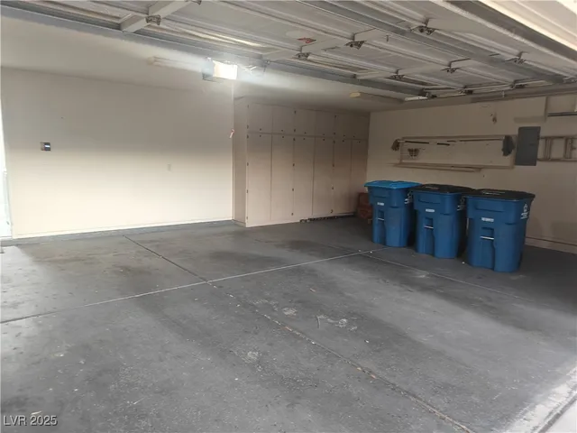 $3,000 | 492 Grassrange Lane, Henderson, NV 89052