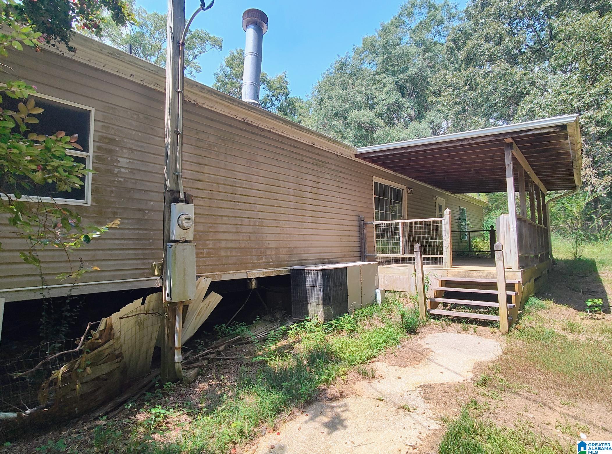 310 Hughes Road Columbiana, AL 35051 - Photo 3 of 31