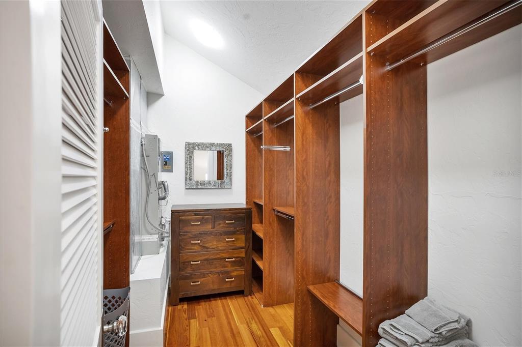 1716 Oak Street Sarasota, FL 34236 - Photo 14 of 49 a view of walk in closet