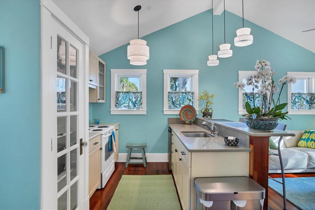 1716 Oak Street Sarasota, FL 34236 - Photo 23 of 49 a kitchen with cabinets and window