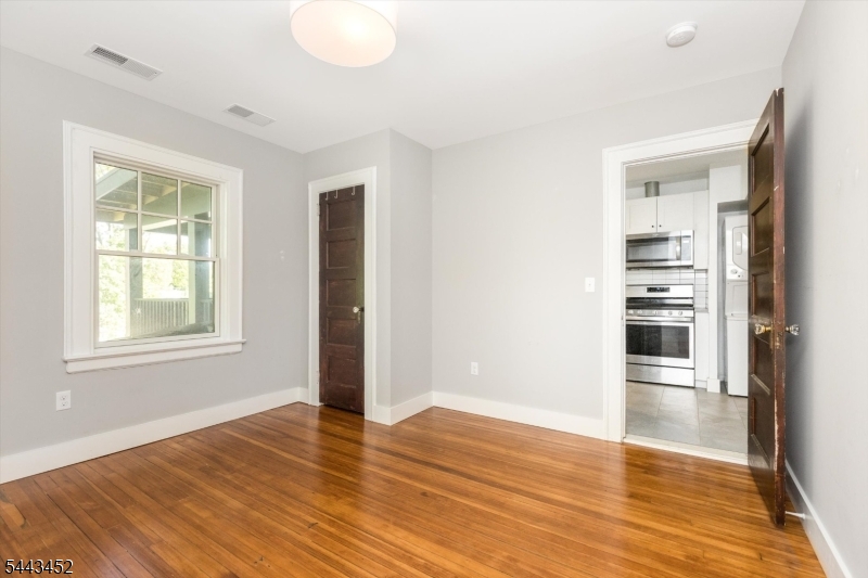 159 Forest Street, Unit 2 Montclair, NJ 07042 - Photo 15 of 27