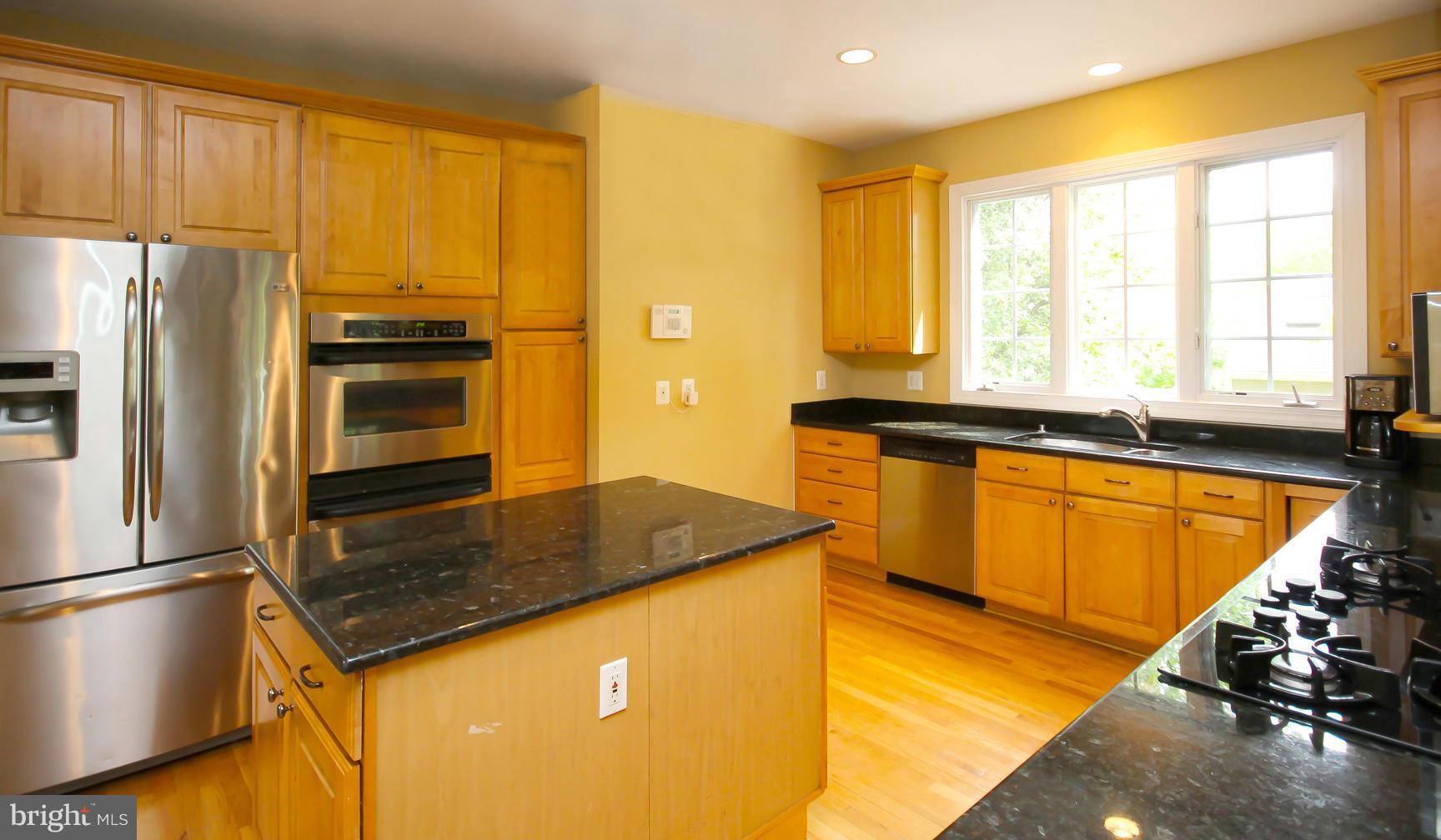 7105 Churchill Road McLean, VA 22101 - Photo 7 of 24 Kitchen