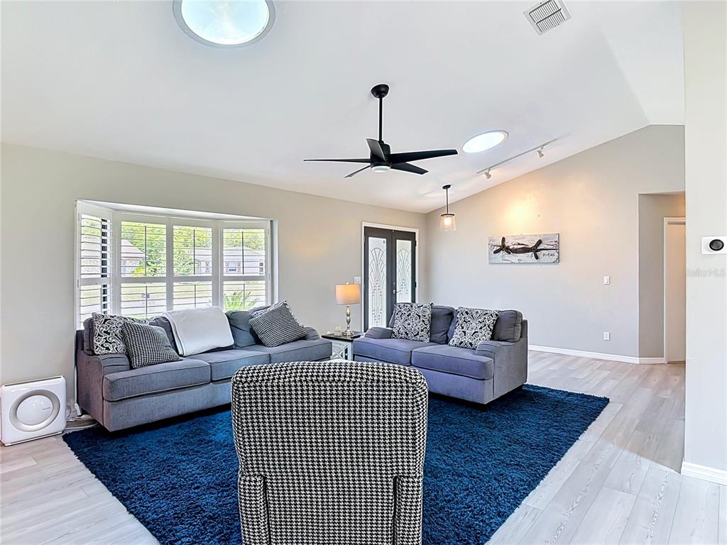 1405 Ruthbern Road Daytona Beach, FL 32114 - Photo 7 of 57