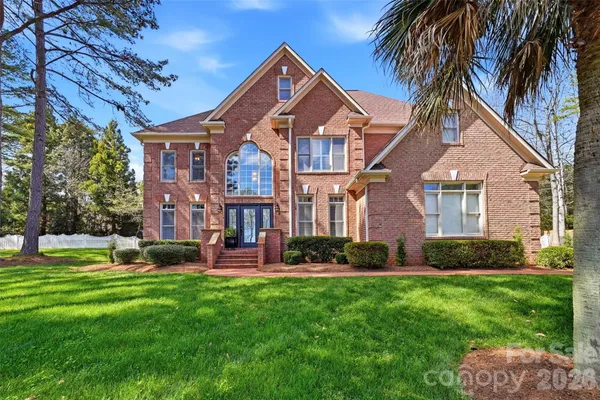 $1,250,000 | 6041 Bluebird Hill Lane, Matthews, NC 28104