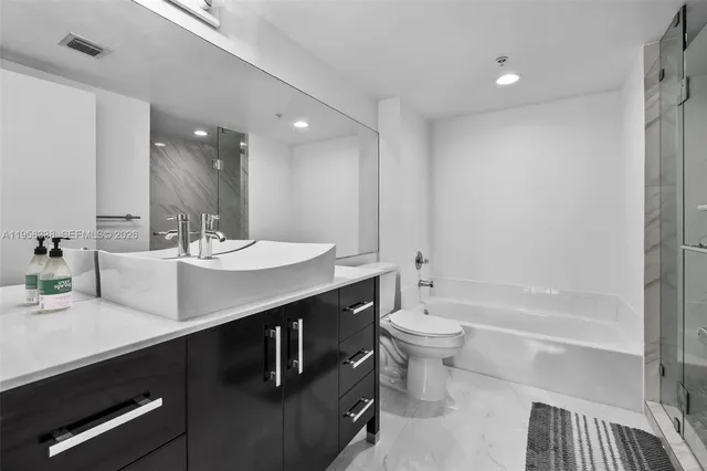 $5,500 | 650 West Avenue, Unit 1204, Miami Beach, FL 33139