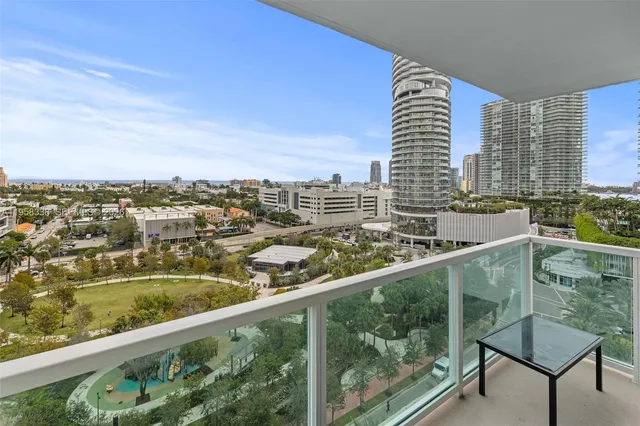$5,500 | 650 West Avenue, Unit 1204, Miami Beach, FL 33139