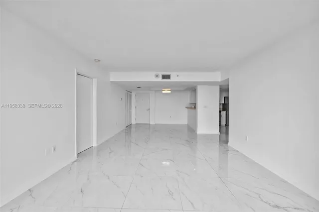 $5,500 | 650 West Avenue, Unit 1204, Miami Beach, FL 33139