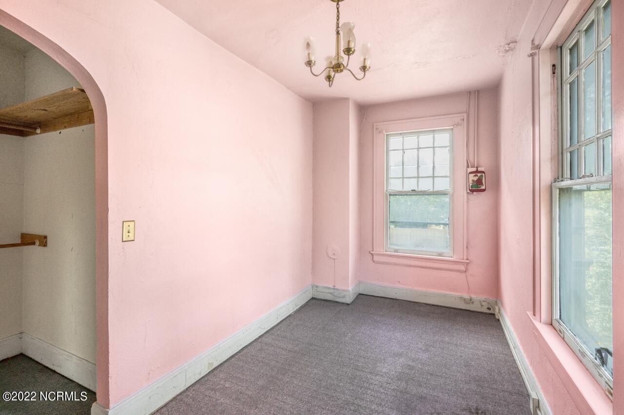 1015 Branch Street Northwest Wilson, NC 27893 - Photo 6 of 36 1015-branch-st-007