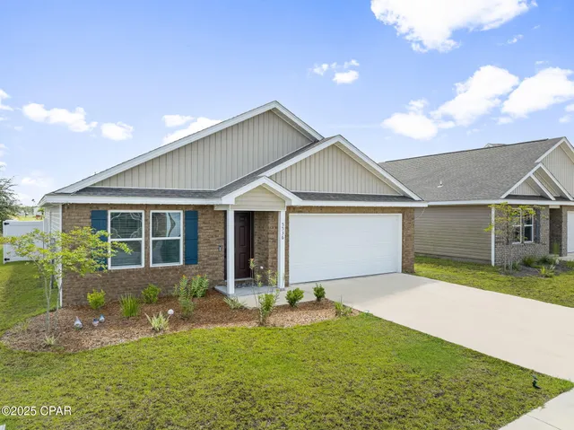 $2,050 | 5536 Lexa Lane, Panama City, FL 32404