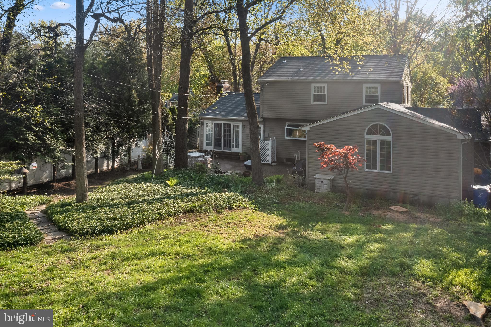 2913 Southview Road Ellicott City, MD 21042 - Photo 31 of 38 Exterior (back)