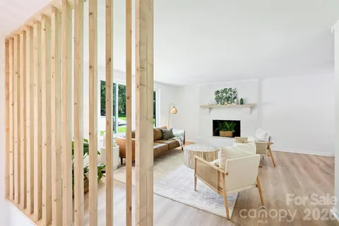 $675,000 | 7323 Rollingridge Drive, Charlotte, NC 28211