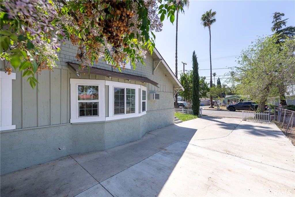 3751 McKenzie Street Riverside, CA 92503 - Photo 11 of 68