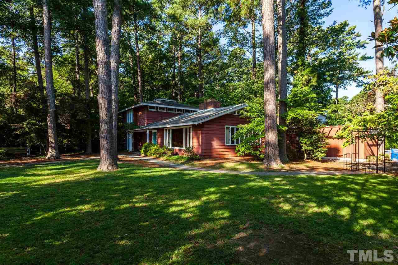 1525 Canterbury Road Raleigh, NC 27608 - Photo 1 of 25