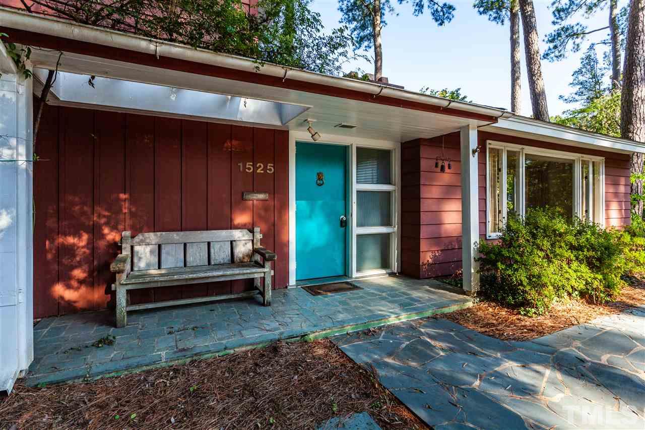 1525 Canterbury Road Raleigh, NC 27608 - Photo 3 of 25