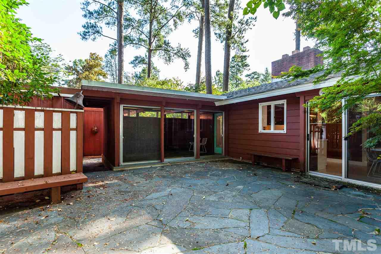 1525 Canterbury Road Raleigh, NC 27608 - Photo 23 of 25