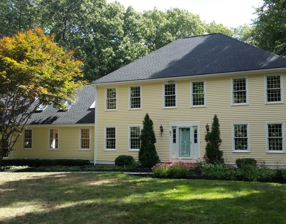 61 Estabrook Road Carlisle, MA 01741 - Photo 1 of 23 Gallery Image 1