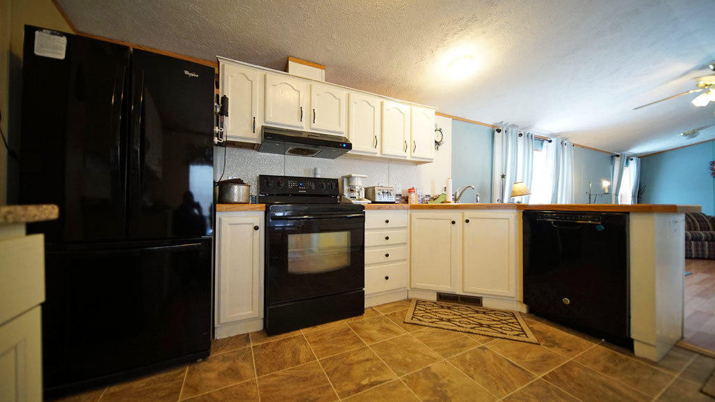 661 B Road Houlton, ME 04730 - Photo 15 of 45 661-b-rd-houlton-me-18