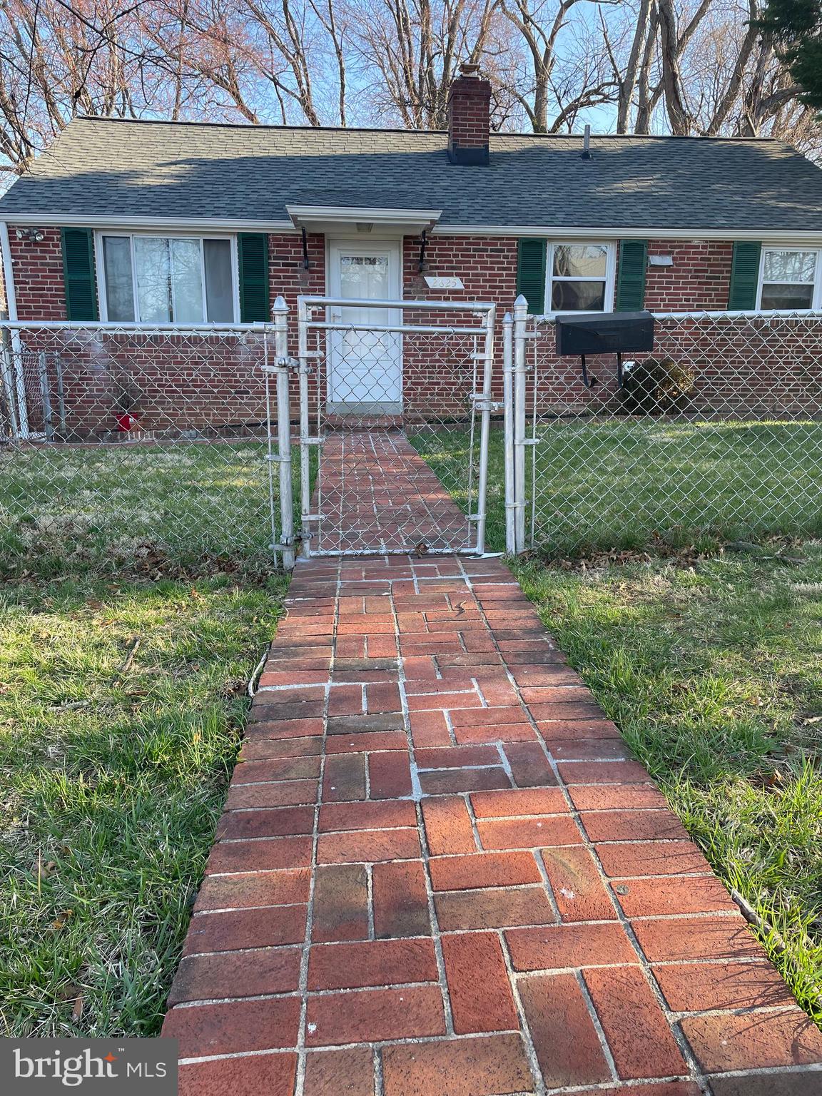 2625 Weisman Road Silver Spring, MD 20902 - Photo 3 of 18