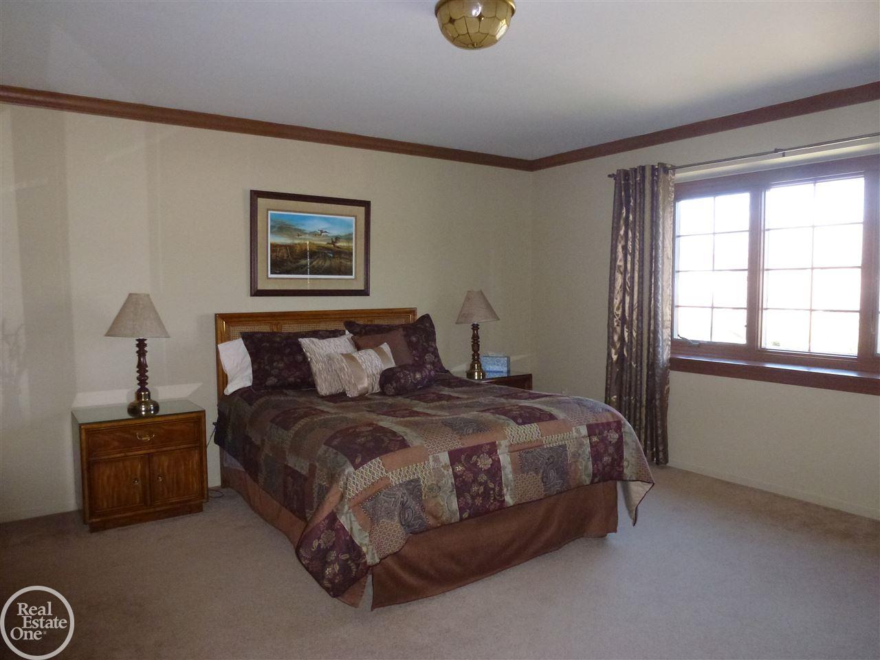 539 Shellbourne Drive Rochester Hills, MI 48309 - Photo 26 of 37