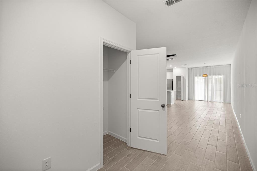 3353 Southeast 37th Ave Road Ocala, FL 34480 - Photo 2 of 26