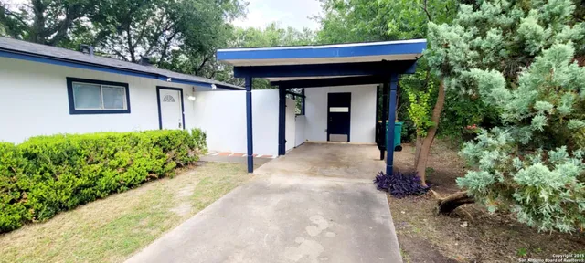 $1,650 | 12313 Trailing Oaks Street, Live Oak, TX 78233