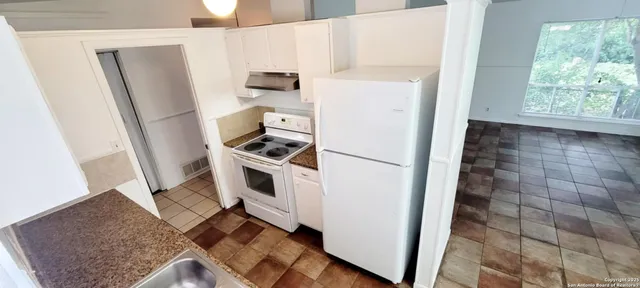 $1,650 | 12313 Trailing Oaks Street, Live Oak, TX 78233