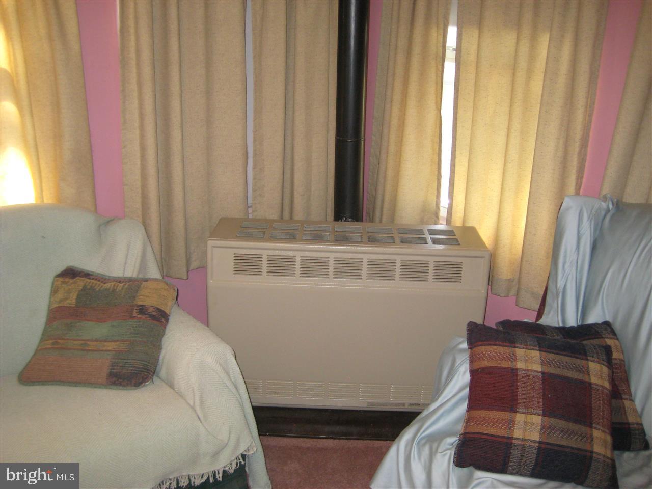 25 Carson Avenue Hanover, PA 17331 - Photo 10 of 26 Gallery Image 10