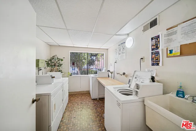 $1,795 | 1519 North Martel Avenue, Unit 211, Los Angeles, CA 90046