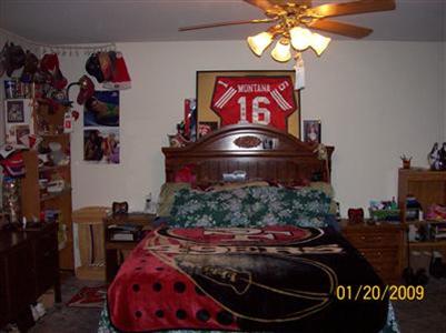 33072 Black Mountain Road Tollhouse, CA 93667 - Photo 13 of 26 Master bedroom
