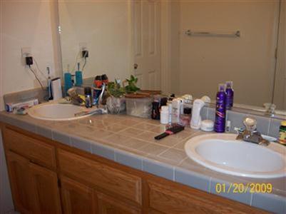 33072 Black Mountain Road Tollhouse, CA 93667 - Photo 10 of 26 Jack And Jill Bathroom