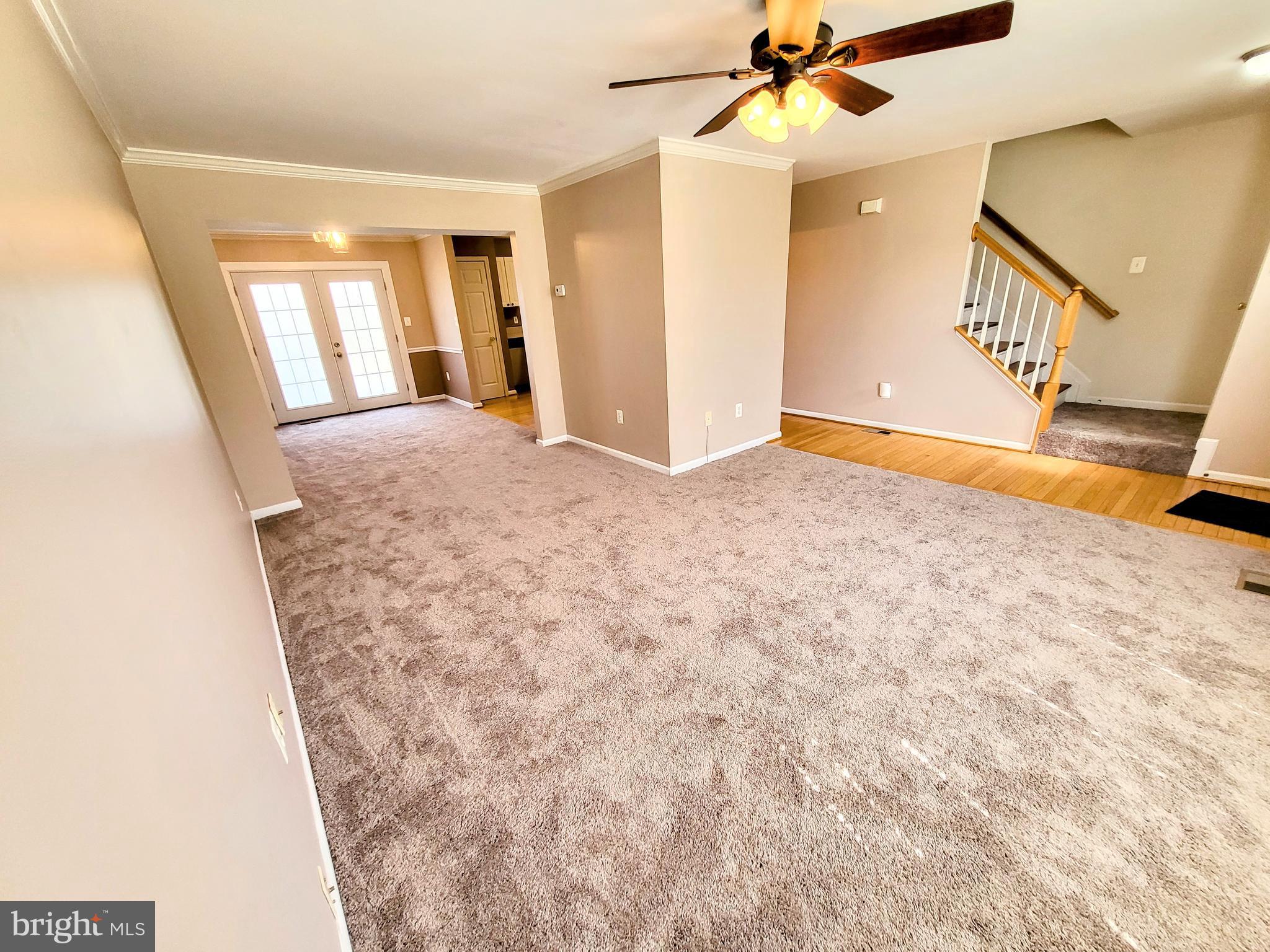 443 Delaware Road Frederick, MD 21701 - Photo 7 of 38 Living room