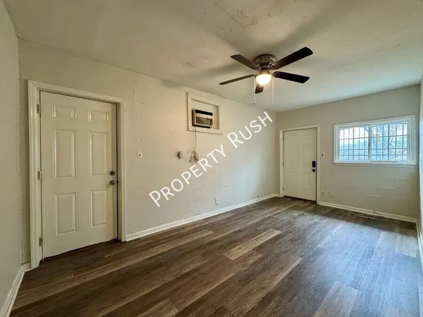 $950 | 3603 Dorris Street, Chattanooga, TN 37410