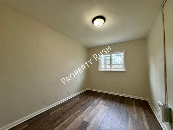 $950 | 3603 Dorris Street, Chattanooga, TN 37410