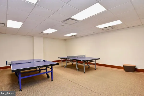 $319,992 | 203 Yoakum Parkway, Unit 715, Alexandria, VA 22304