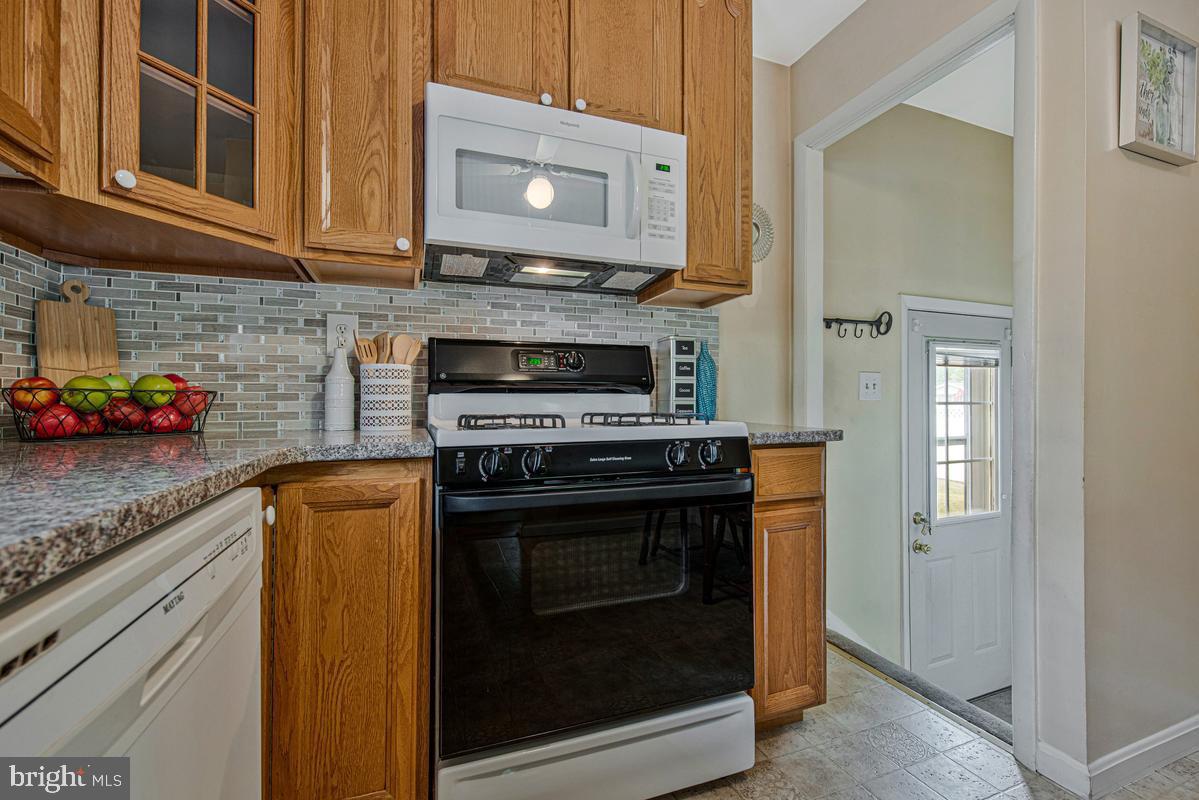 26 Kempton Road Glen Burnie, MD 21060 - Photo 9 of 35