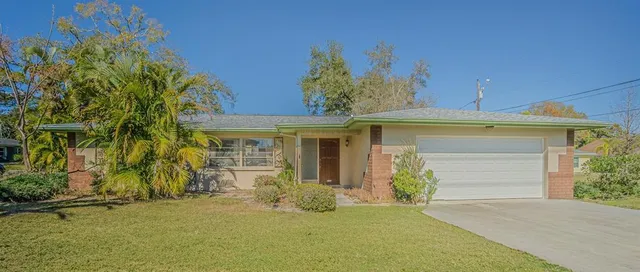 $399,000 | 1300 Michigan Boulevard, Dunedin, FL 34698