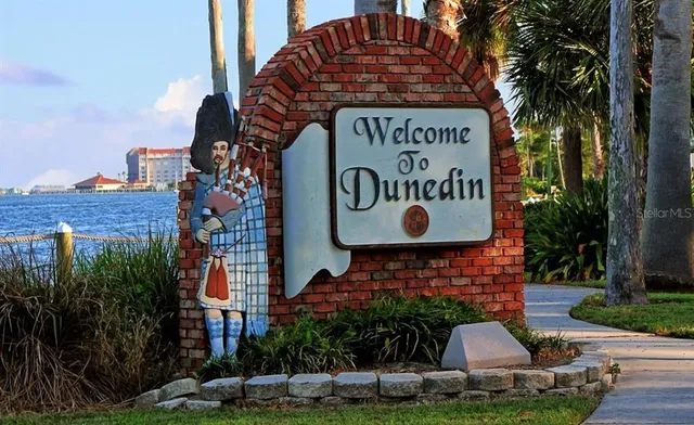 $399,000 | 1300 Michigan Boulevard, Dunedin, FL 34698