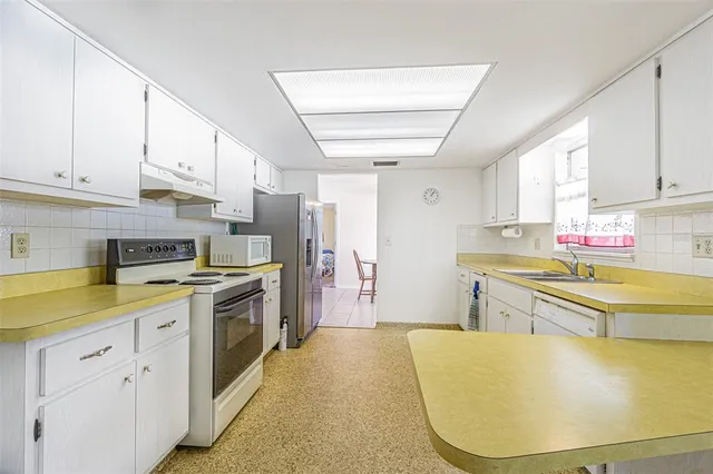 $399,000 | 1300 Michigan Boulevard, Dunedin, FL 34698