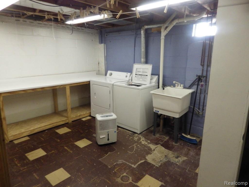 1399 Princeton Road Berkley, MI 48072 - Photo 15 of 20 Laundry Room.jpg