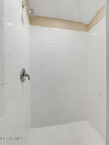 a close up of a shower