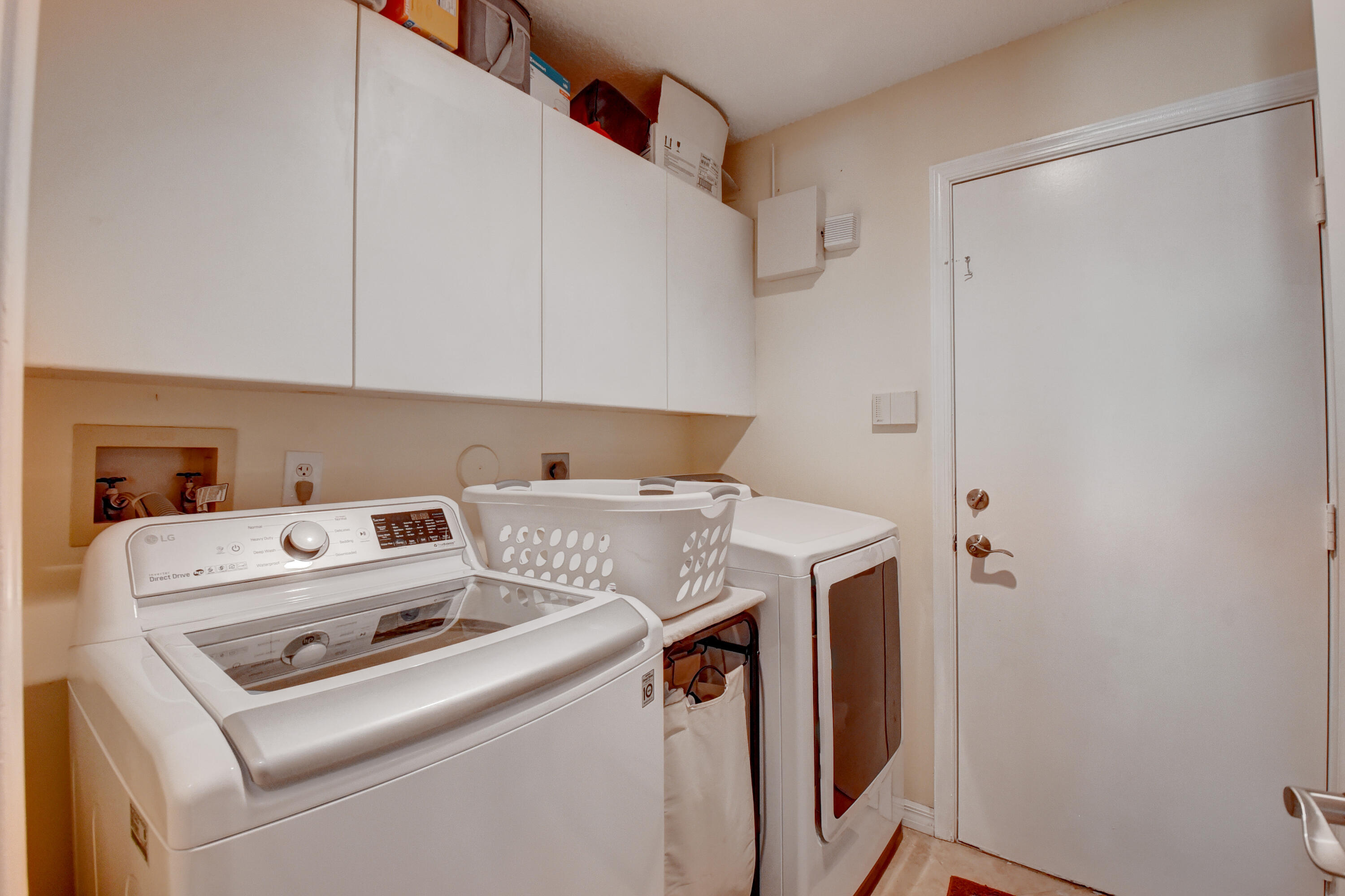 11862 Island Lakes Lane Boca Raton, FL 33498 - Photo 24 of 43 Laundry Room