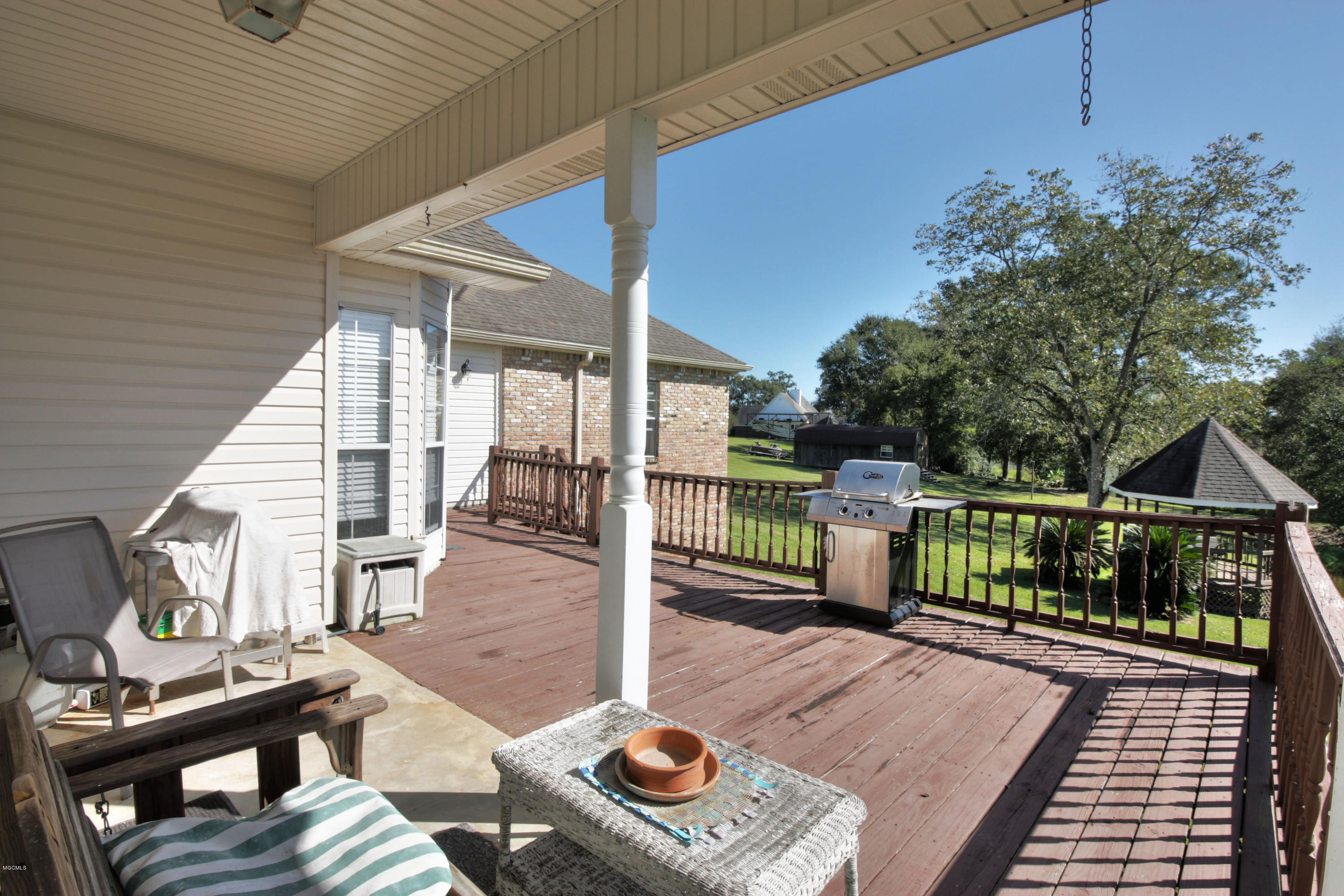 26 Stonebridge Road Carriere, MS 39426 - Photo 18 of 23 porch N