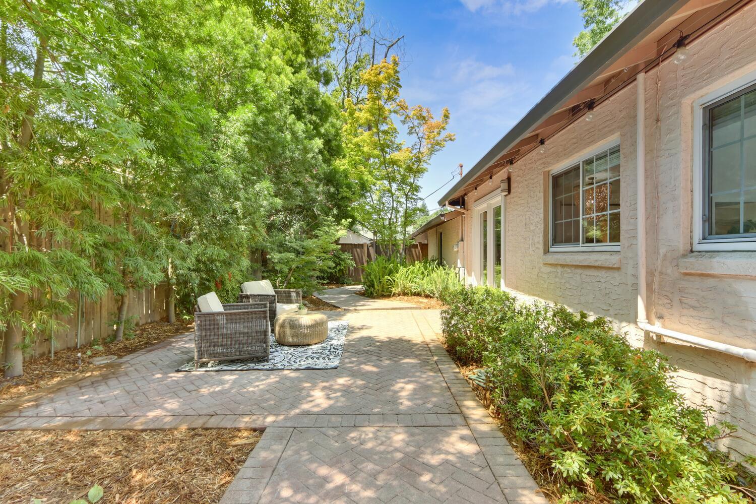 2840 Echo Way Sacramento, CA 95821 - Photo 33 of 48