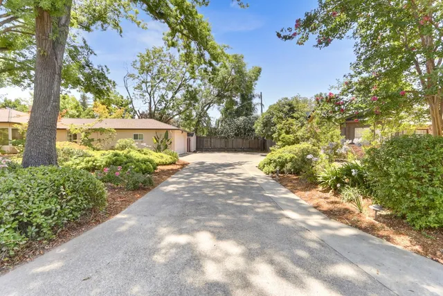 $665,000 | 2840 Echo Way, Sacramento, CA 95821