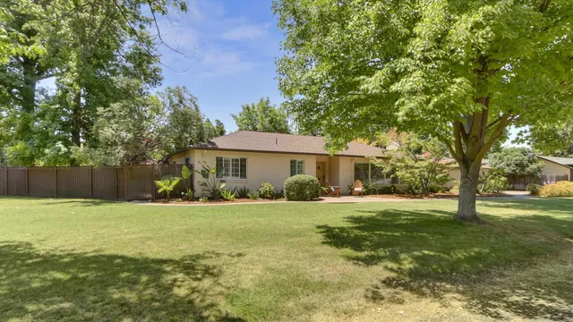 $665,000 | 2840 Echo Way, Sacramento, CA 95821