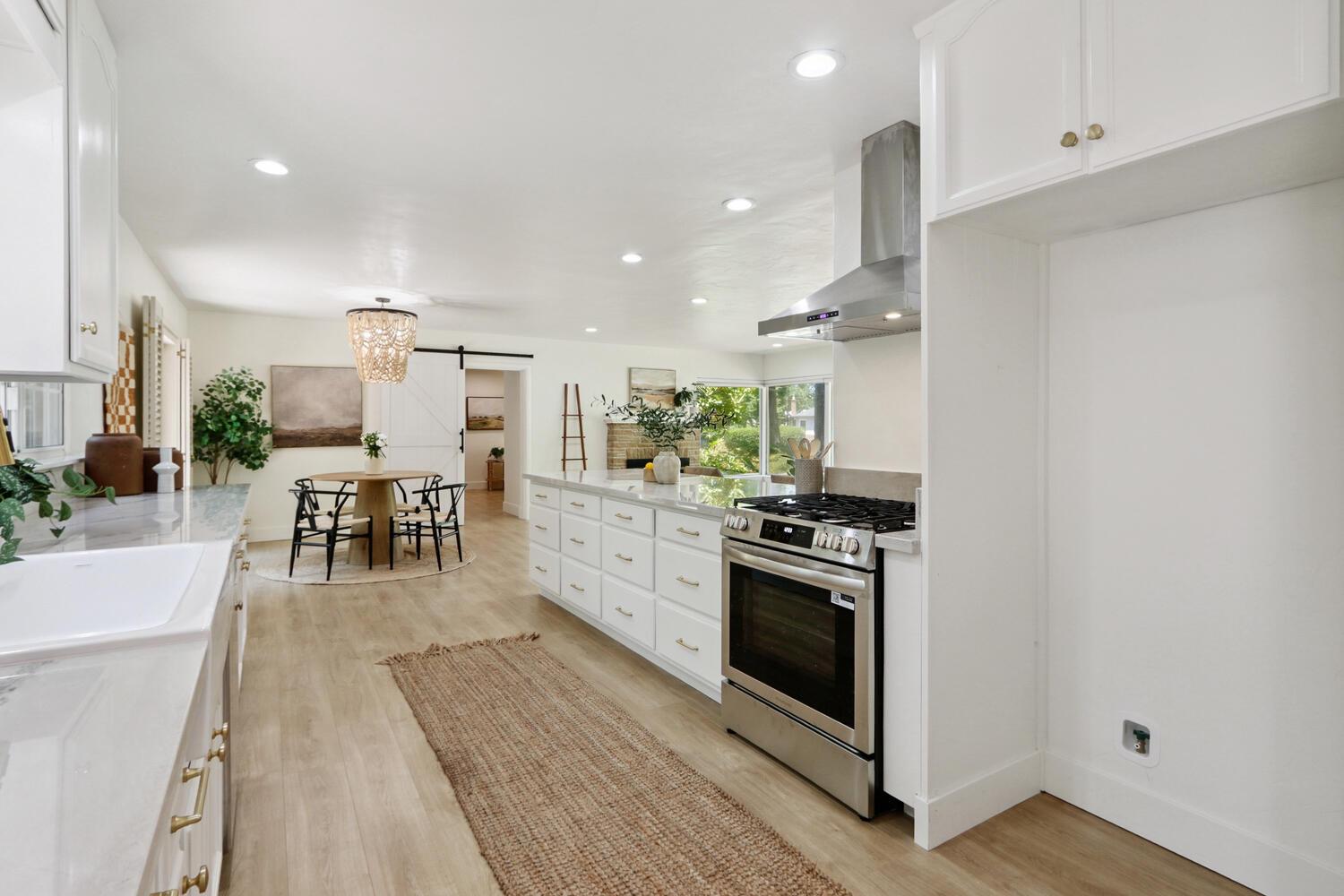 2840 Echo Way Sacramento, CA 95821 - Photo 10 of 48