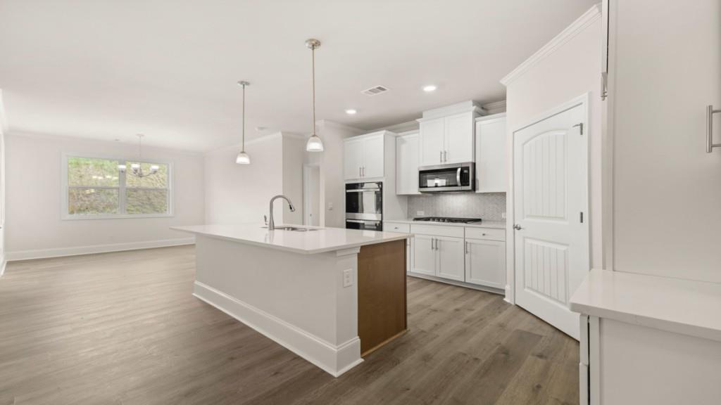 38 Lakeview Point Dallas, GA 30157 - Photo 7 of 40