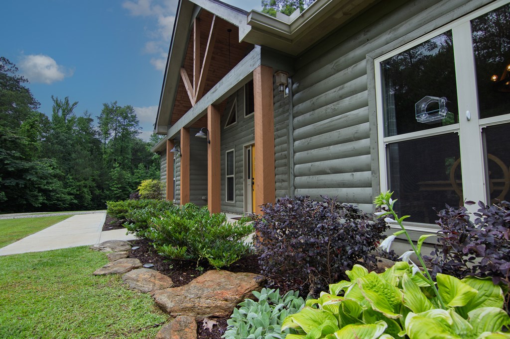 299 Savior Lane Hamilton, GA 31811 - Photo 8 of 92