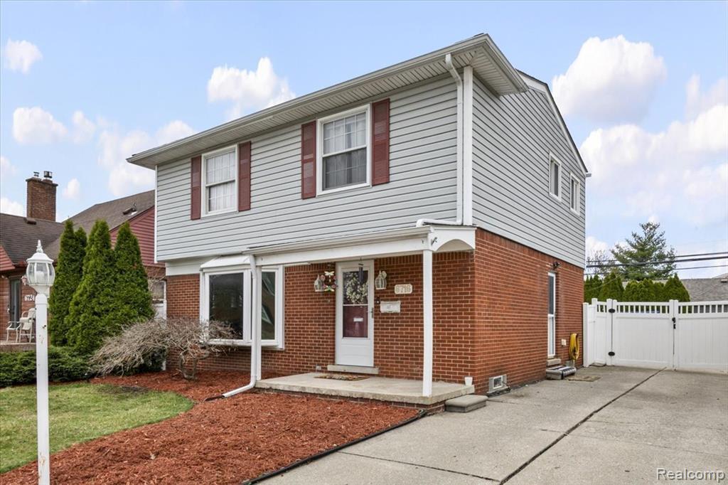 6716 Rosedale Boulevard Allen Park, MI 48101 - Photo 2 of 31 GetMedia-1