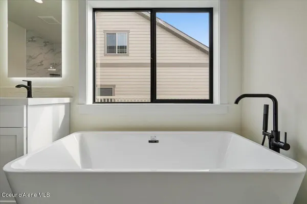 $1,175,000 | 9262 Secretariat Lane, Hayden, ID 83835